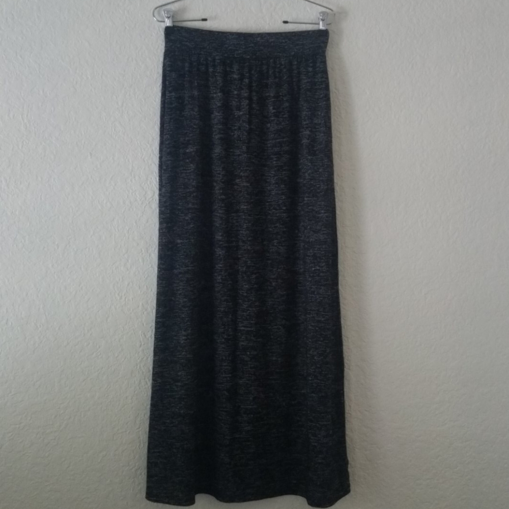Joe B. long skirt